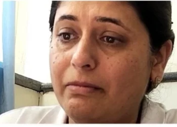 ୟୁକ୍ରେନରେ ଫସିଛି ଝିଅ ।