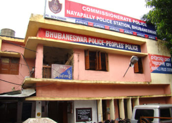 ମଦ ପିଇ ଗାଡ଼ି ଚଳାଇବା ପଡ଼ିଲା ମହଙ୍ଗା; ଏକାଧିକ ରଦୁର୍ଘଟଣାରେ ୪ ଗୁରୁତର, ଚାଳକ ସହ ଗାଡ଼ି ଥାନାରେ ଅଟକ