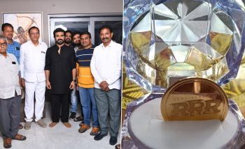 ୩୫ ଜଣଙ୍କୁ ସୁନାର ମୁଦ୍ରା ସହ ମିଠା ବାଣ୍ଟିଲେ ଏହି ଅଭିନେତା