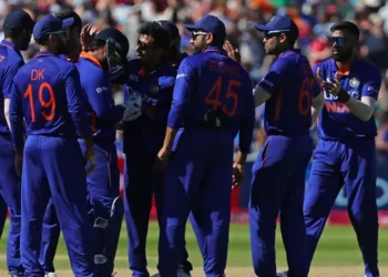 ଶେଷ ଦିନିକିଆରେ ଟସ୍ ଜିତି ଭାରତର ବ୍ୟାଟିଂ ନିଷ୍ପତ୍ତି