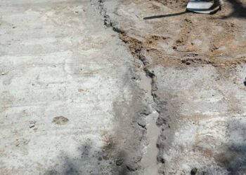 ନିମ୍ନ ମାନର ରାସ୍ତା ନିର୍ମାଣ ହୋଇଥିବା ନେଇ ,ବିଡିଓ ଙ୍କ ନିକଟରେ ଅଭିଯୋଗ।