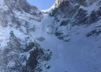 ଉତ୍ତର କଶ୍ମୀରରେ ଭୟଙ୍କର ହିମ ସ୍ଖଳନ