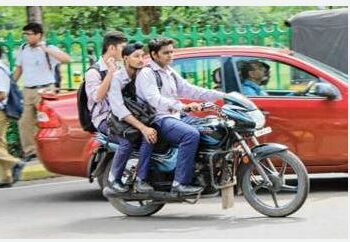 ସ୍କୁଲ ପିଲାଙ୍କୁ ଡ୍ରାଇଭ ମନା