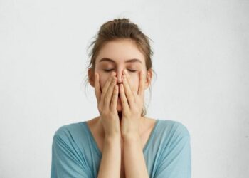 ଶରୀରରେ ଭିଟାମିନ କମ ହେବା ଦ୍ୱାରା କେଉଁ କେଉଁ ଲକ୍ଷଣ ସବୁ ଦେଖାଦିଏ , ଜାଣନ୍ତୁ…