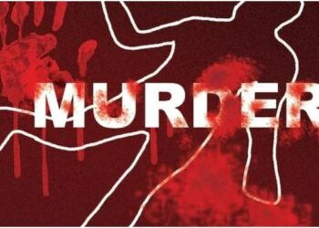 ମା’ ର ତଣ୍ଟି ଚିପି ମାରିଲା ପୁଅ