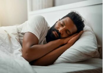 ଏସବୁ ଖାଉଥିଲେ ହେବ ନାହିଁ ନିଦ