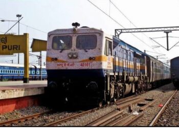 ପୁରୀରେ ଟ୍ରେନ ଲାଇନଚ୍ୟୁତ