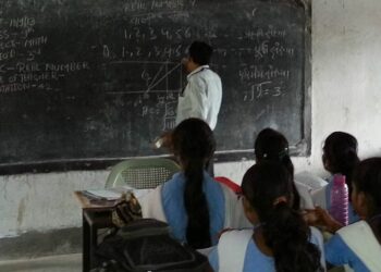 ଶିକ୍ଷକ ବି ନକଲି !