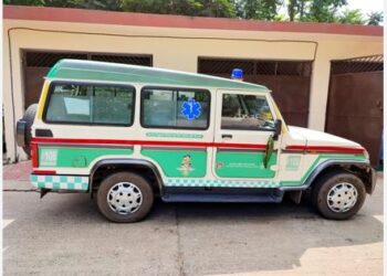 ଆମ୍ବୁଲାନ୍ସ ସହ କର୍ମଚାରୀ ଅଟକ