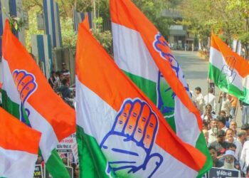 କଂଗ୍ରେସ କର୍ମୀଙ୍କ ହଲ୍ଲାବୋଲ୍