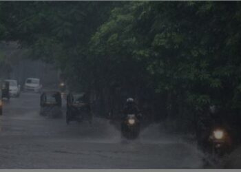 ପ୍ରବଳ ବର୍ଷାରେ ଭିଜୁଛି ଟ୍ୱିନ ସିଟି