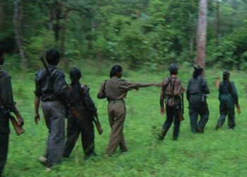 ରେଡ୍ କ୍ୟାମ୍ପରେ ପିଙ୍କ ନୋଟ