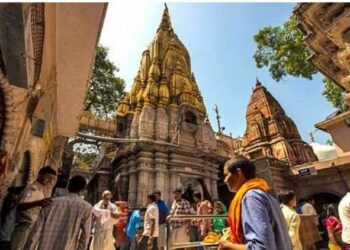 ମନ୍ଦିରକୁ ଚିରା ଜିନ୍ସ ପିନ୍ଧି ଯିବା ମନା , କେଉଁ ମନ୍ଦିରରେ ନିୟମ ଲାଗୁ ହେଲା ଜାଣନ୍ତୁ ..