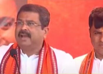 ଝାରସୁଗୁଡା ଉପନିର୍ବାଚନ : ଧର୍ମେନ୍ଦ୍ରଙ୍କ ଧୂଆଁଧାର ପ୍ରଚାର