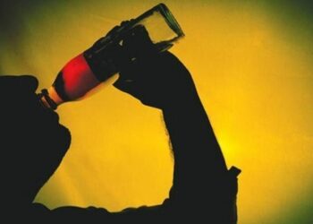 ତାମିଲନାଡୁରେ ବିଷାକ୍ତ ମଦ ପିଇ ୧୦ ମୃତ, କ୍ଷତିପୂରଣ ଘୋଷଣା କଲେ ମୁଖ୍ୟମନ୍ତ୍ରୀ