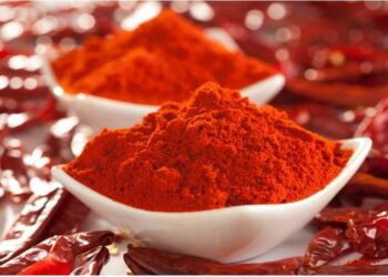 ଅଧିକ ଲାଲ ଲଙ୍କା ଖାଇବା ପଡିପାରେ ଭାରୀ , ହୋଇପାରେ ଏହି ସବୁ ସମସ୍ୟା