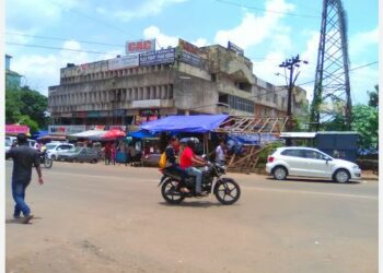 ପଶ୍ଚିମ ତତଲା , ଉପକୂଳ ଥଣ୍ଡା