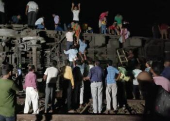 ଟ୍ରେନ ଦୁର୍ଘଟଣା ପରେ ଏକାଧିକ ଟ୍ରେନ ବାତିଲ, ଅନେକର ବଦଳିଲା ଗତିପଥ