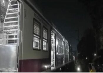 ମେଦିନପୁର-ହାୱଡା ପାସେଞ୍ଜର ଲାଇନଚ୍ୟୁତ, ଯାତ୍ରୀ ସୁରକ୍ଷିତ