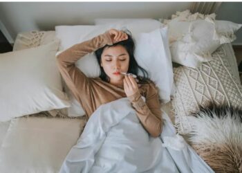 ଜ୍ୱର କମାଇବା ପାଇଁ ଆପଣାନ୍ତୁ ଏହି ସବୁ ଉପାୟ ..