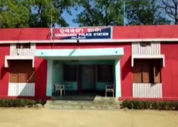 ଲକ୍ଷେ ଲାଞ୍ଚ ନେଇ ଫସିଲେ ହରଭଙ୍ଗା ଥାନା ଆଇଆଇସି