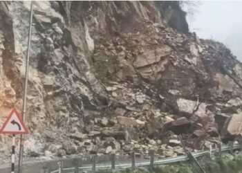 ବଦ୍ରିନାଥରେ ଭୂସ୍ଖଳନ