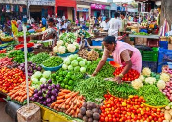 ଆକାଶଛୁଆଁ ପରିବା ଦର , ଚିନ୍ତାରେ ଖାଉଟି