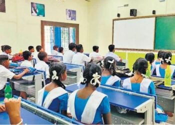 ଛାତ୍ରକୁ ସ୍କୁଲରେ ତାଲା ପକାଇ ପଳାଇଲେ !