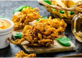 ବର୍ଷା ରୁତୁରେ ଖାଆନ୍ତୁ ନାହିଁ ଏହି ସବୁ ଖାଦ୍ୟ , ନଚେତ୍ ଆପଣ ଅସୁବିଧାରେ ପଡିପାରନ୍ତି !