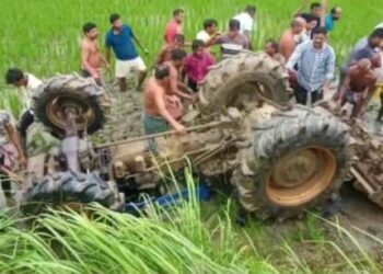 ଟ୍ରାକ୍ଟର ଓଲଟି ୩ ଗୁରୁତର