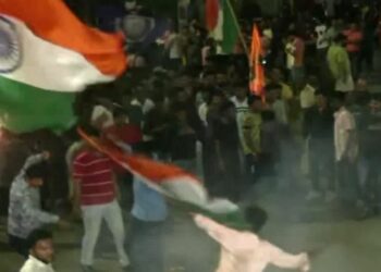 ପାକିସ୍ତାନ ଉପରେ ଭାରତ ବୃହତ ବିଜୟ ଉତ୍ସବ ମନାଇଲେ ଫ୍ୟାନ୍ସ