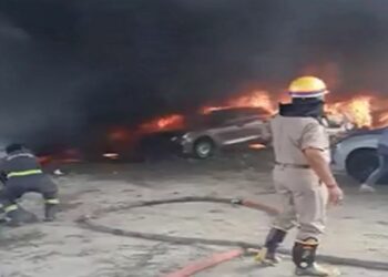 ମାରୁତି ଗୋଦାମରେ ସିଲିଣ୍ଡର ବିସ୍ଫୋରଣ, ୧୬ କାର୍ ଜଳି ପାଉଁଶ