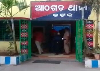 ଥାନାରୁ ଅଭିଯୁକ୍ତ ଚମ୍ପଟ