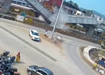 ଭୁଶୁଡିଲା ନିର୍ମାଣଧୀନ ଫ୍ଲାଏଓଭର