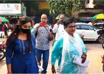 ସବୁ ରେଜିଷ୍ଟ୍ରାର ଅଫିସରେ ସୋମାଲିକା