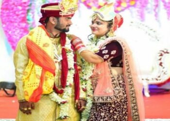 ବିବାହିତା ମହିଳାଙ୍କ ସନ୍ଦେହଜନକ ମୃତ୍ୟୁ, ହତ୍ୟା ଅଭିଯୋଗ ଆଣିଲେ ପରିବାର ଲୋକେ