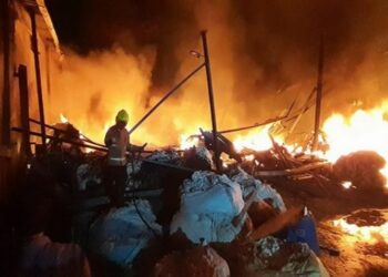 ସୂତା ଗୋଦାମରେ ଭୟାବହ ଅଗ୍ନିକାଣ୍ଡ