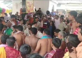 ଧବଳେଶ୍ୱରରେ ପୂଜକଙ୍କ ଧାରଣା