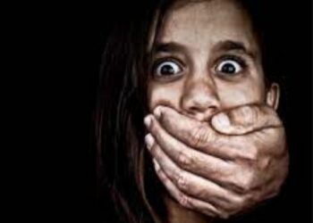 ବନ୍ଧୁକ ମୁନରେ ଛାତ୍ରୀଙ୍କୁ ଅପହରଣ ଉଦ୍ୟମ