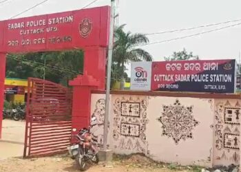 ଧରାପଡିଲେ ଦୁଇ ପେଶାଦାର ଚୋର