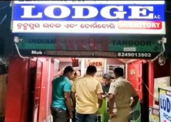 ଲଜରୁ ଯୁବତୀଙ୍କ ମୃତଦେହ ଉଦ୍ଧାର