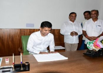 ବିଜେଡିରେ ପାଣ୍ଡିଆନ, ଆରମ୍ଭ କଲେ ପାର୍ଟି କାର୍ଯ୍ୟ