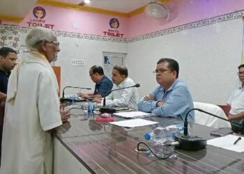 ଅଭିଯୋଗ ଶୁଣାଣି ଶିବିର ଭେଳିକି, ଅଭିଯୋଗ ପତ୍ର ଚିରି ଦେଲେ ଅଭିଯୋଗକାରୀ