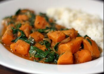 ଦ୍ୱିତୀୟ ଥର ଗରମ କରିବା ପରେ ଏହି ୫ଟି ଖାଦ୍ୟ  ହୋଇଯାଏ ବିଷାକ୍ତ!