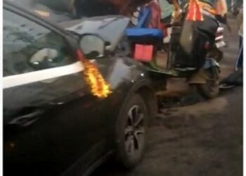 ଡମଣା ଛକରେ ଦୁର୍ଘଟଣା , ଅଟୋକୁ ପିଟିଲା କାର