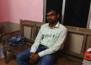 ଭିଜିଲାନ୍ସ ଜାଲରେ ସିନିୟର ଆସିଷ୍ଟାଣ୍ଡ କ୍ଲର୍କ