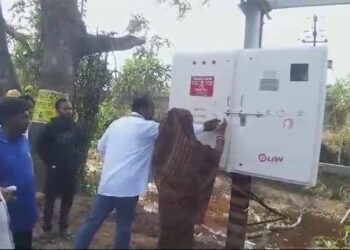 ନୂତନ ଟ୍ରାନ୍ସଫର୍ମର ବସିବାରୁ ଦୂର ହେଲା ଦୀର୍ଘ ଦିନର ସମସ୍ୟା