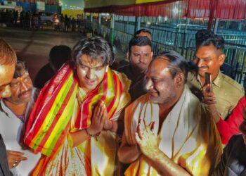 ଶ୍ରୀମନ୍ଦିର ଯାଇ ମହାପ୍ରଭୁଙ୍କୁ ଦର୍ଶନ କଲେ ବାଗେଶ୍ୱର ବାବା