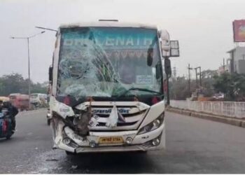 ୨ ବସ ଧକ୍କା; ଏକାଧିକ ଆହତ