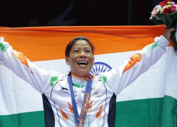 ମ୍ୟାରି କମଙ୍କ ଅବସର